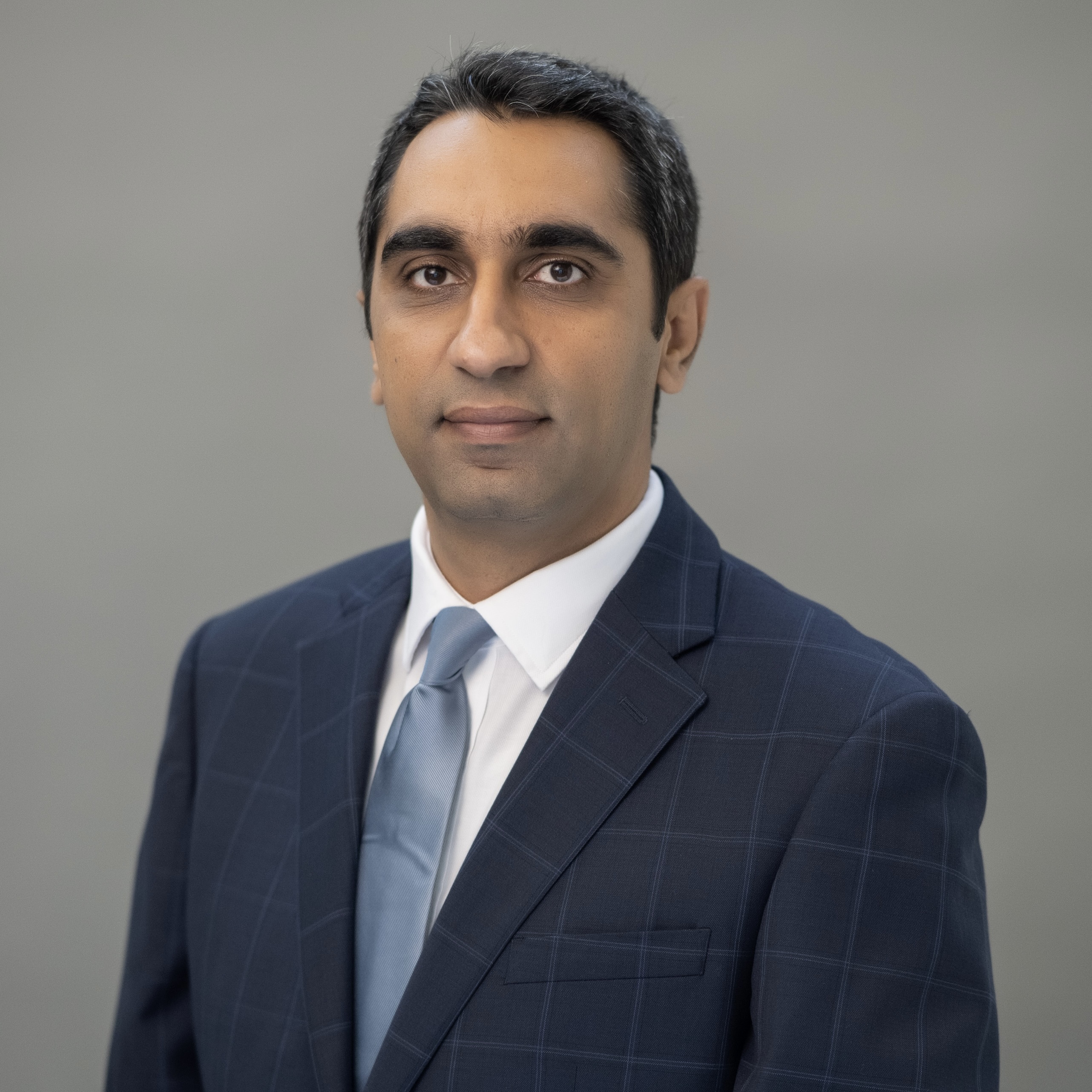 Dr. Reza Davoodi